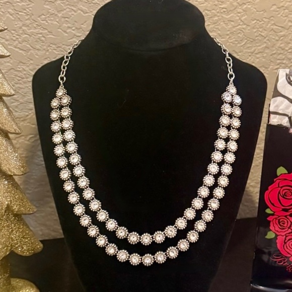 Twinkle Double Link Necklace.  NWOT - Picture 2 of 7